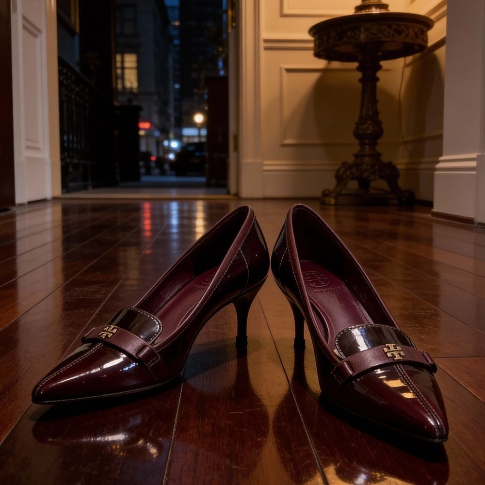 Tory Burch Women’s Burgundy heels Size 6M